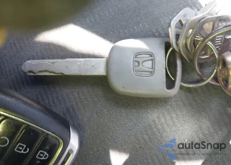 2010 Honda Civic Lx z USA, uszkodzony, nr VIN 2HGFG1B63AH535237